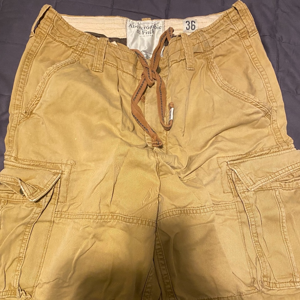 Abercrombie Cargo Shorts size 36